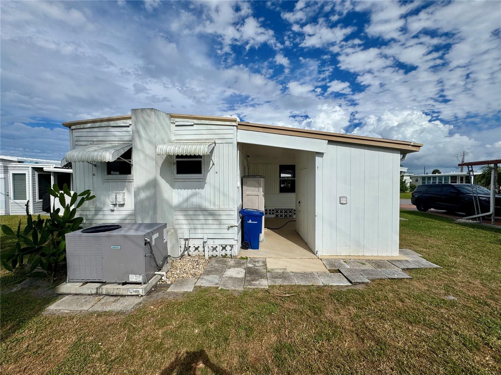 TRI-PAR ESTATES - Residential