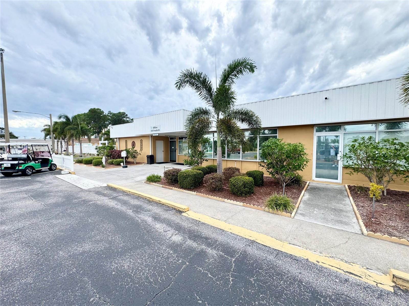 TRI-PAR ESTATES - Residential