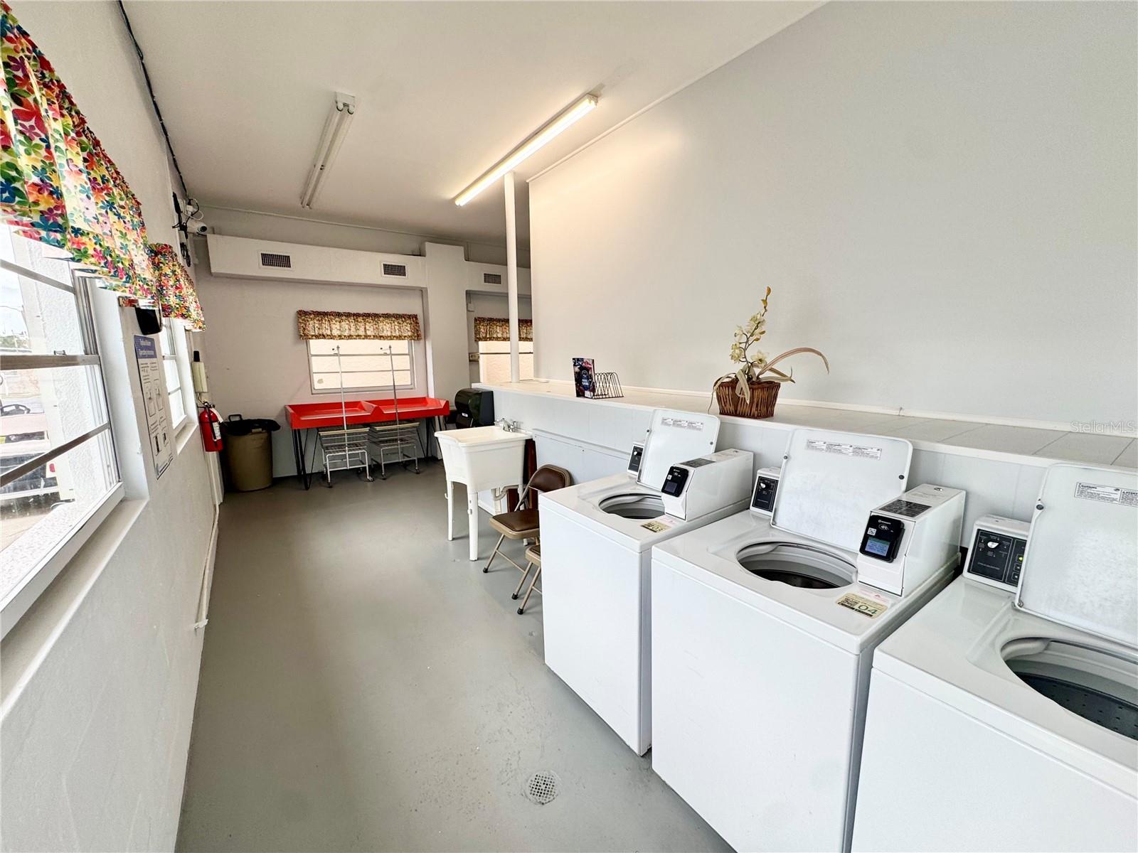 TRI-PAR ESTATES - Residential