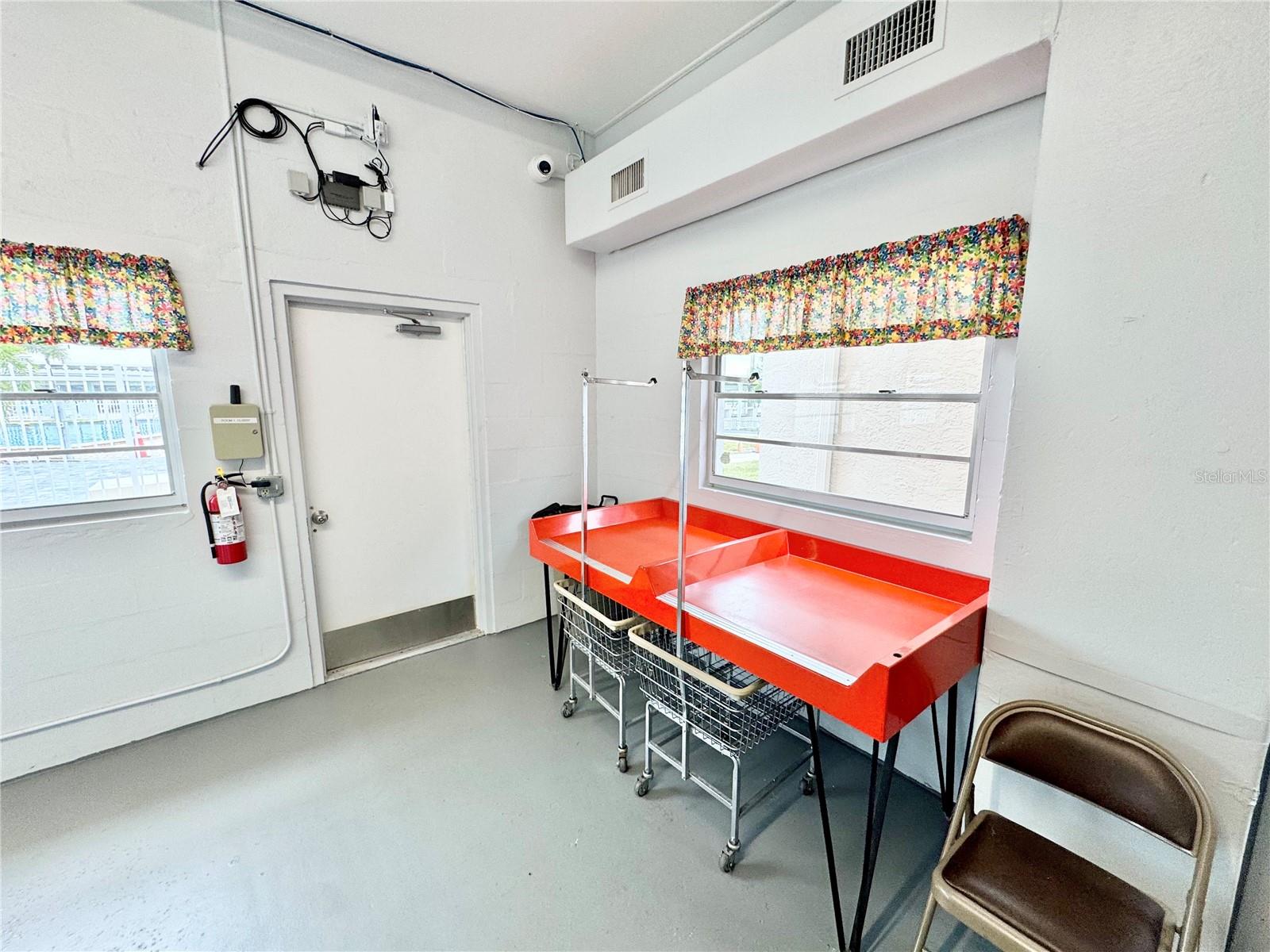 TRI-PAR ESTATES - Residential