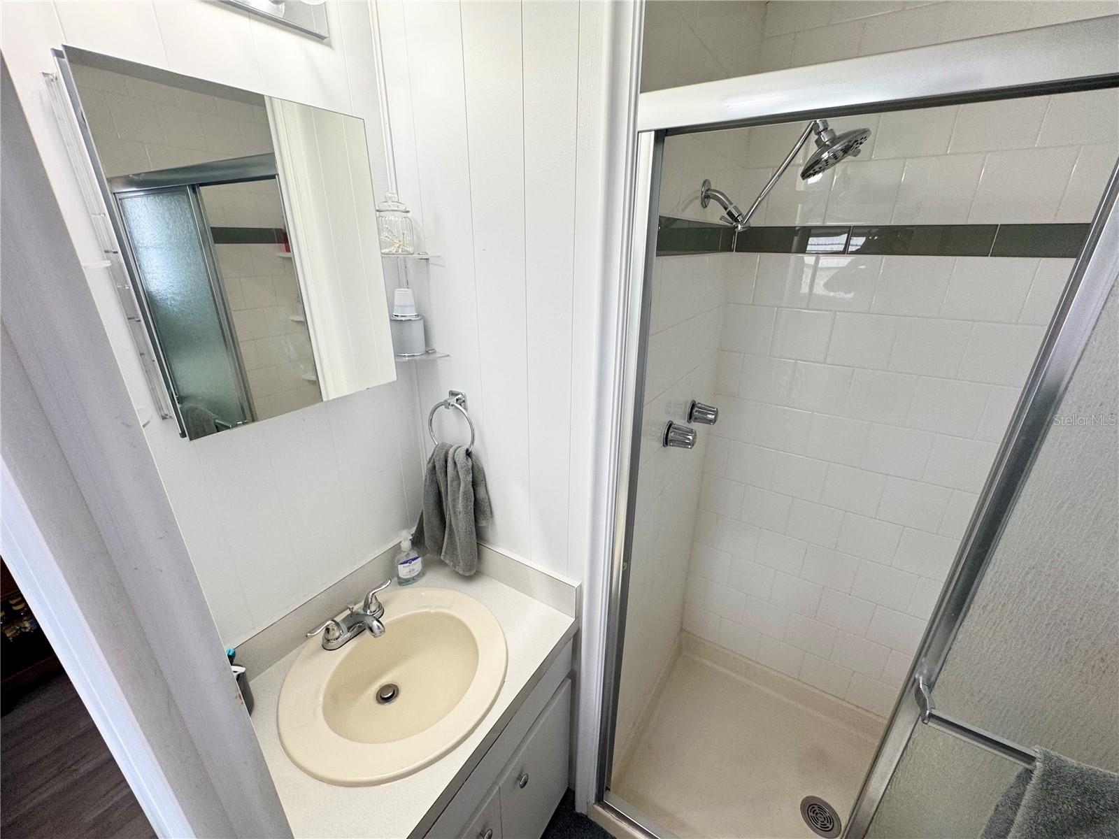 TRI-PAR ESTATES - Residential