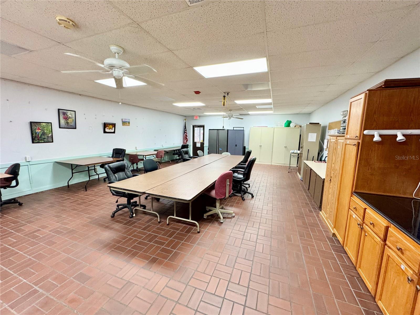 TRI-PAR ESTATES - Residential