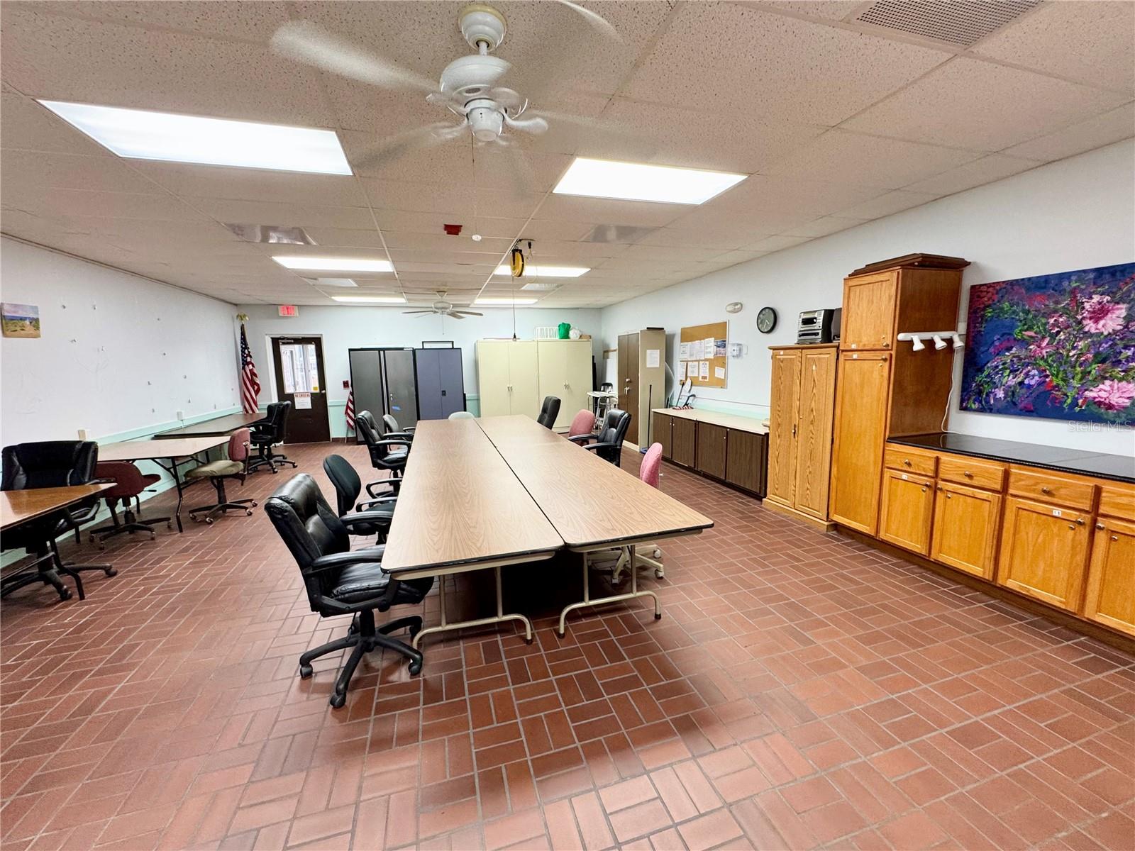 TRI-PAR ESTATES - Residential