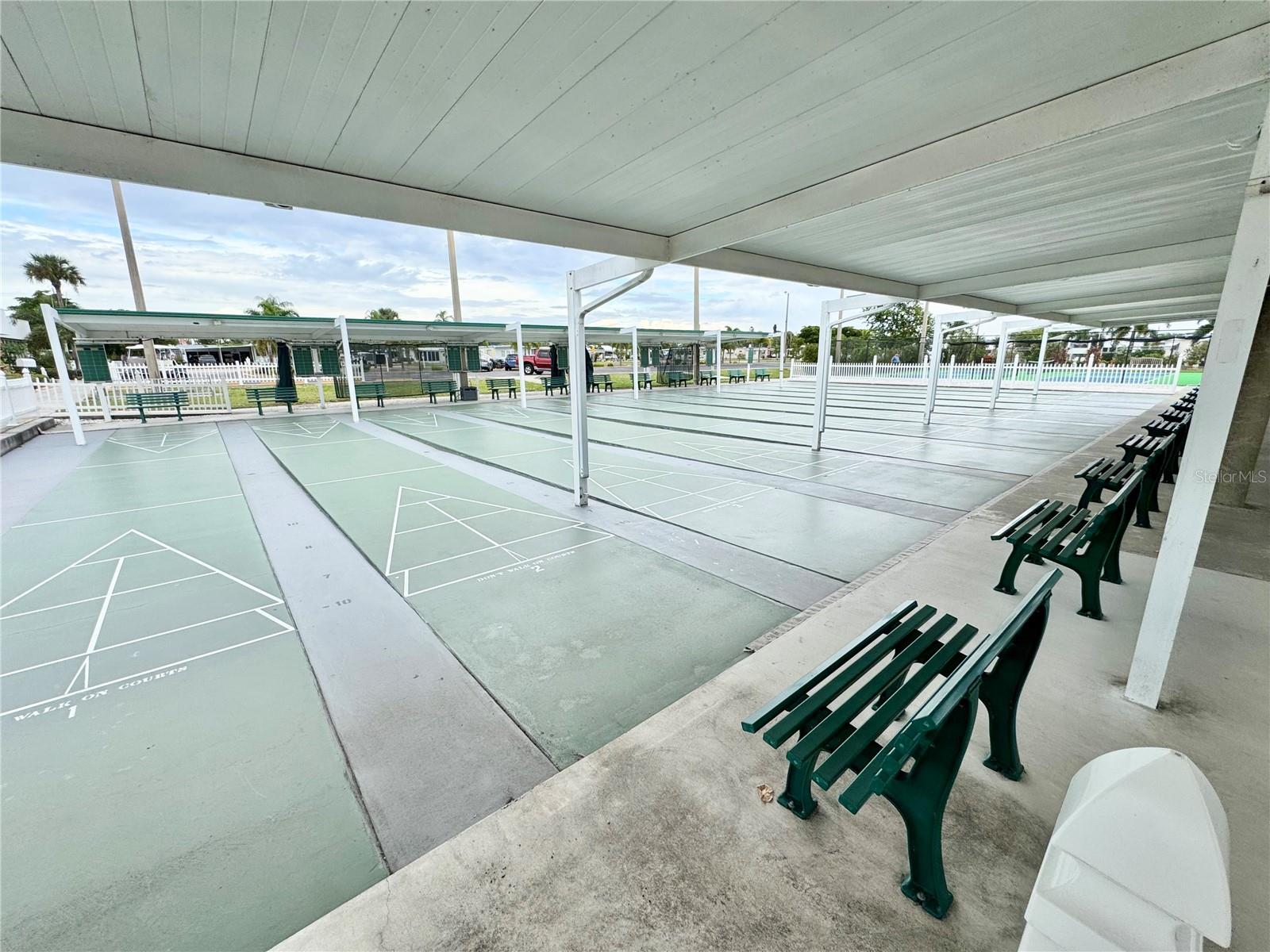 TRI-PAR ESTATES - Residential