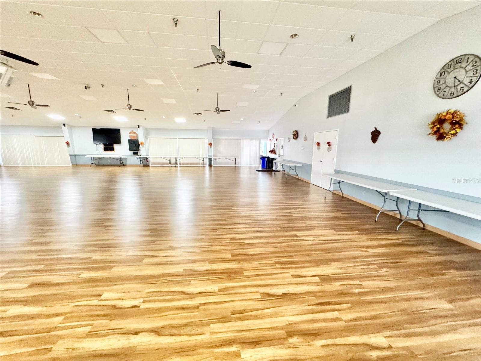 TRI-PAR ESTATES - Residential