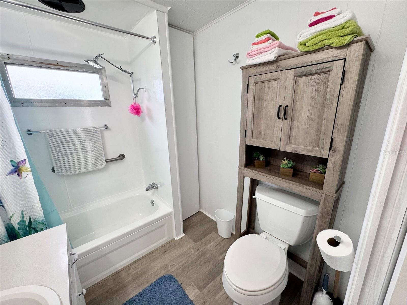 TRI-PAR ESTATES - Residential