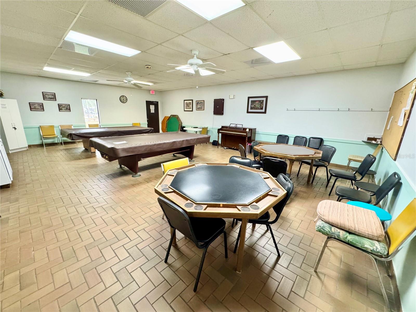 TRI-PAR ESTATES - Residential