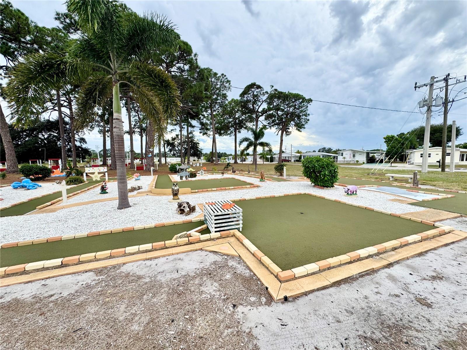 TRI-PAR ESTATES - Residential