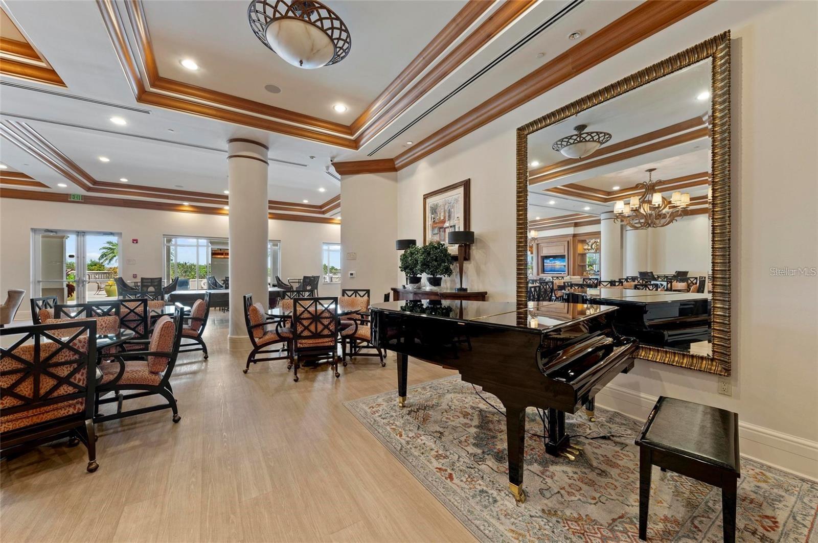 GRANDE IS TWRS 03 & 04 - Residential