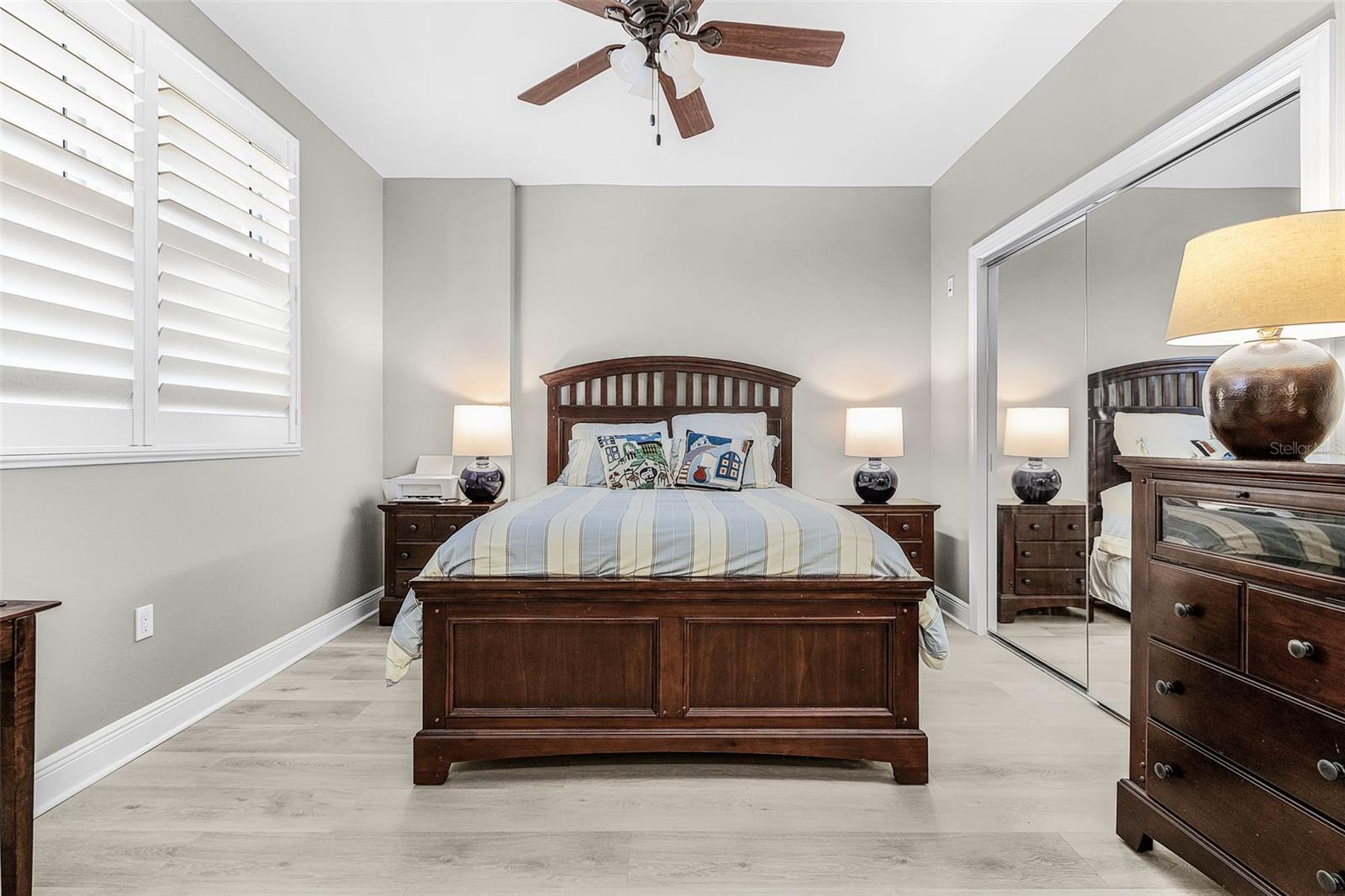 GRANDE IS TWRS 03 & 04 - Residential