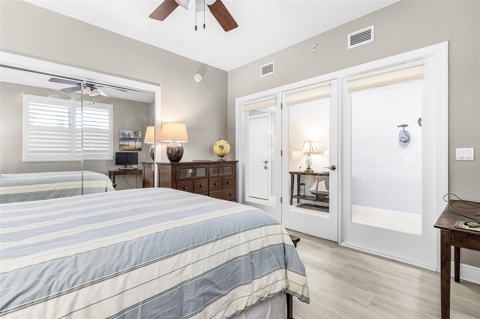 GRANDE IS TWRS 03 & 04 - Residential