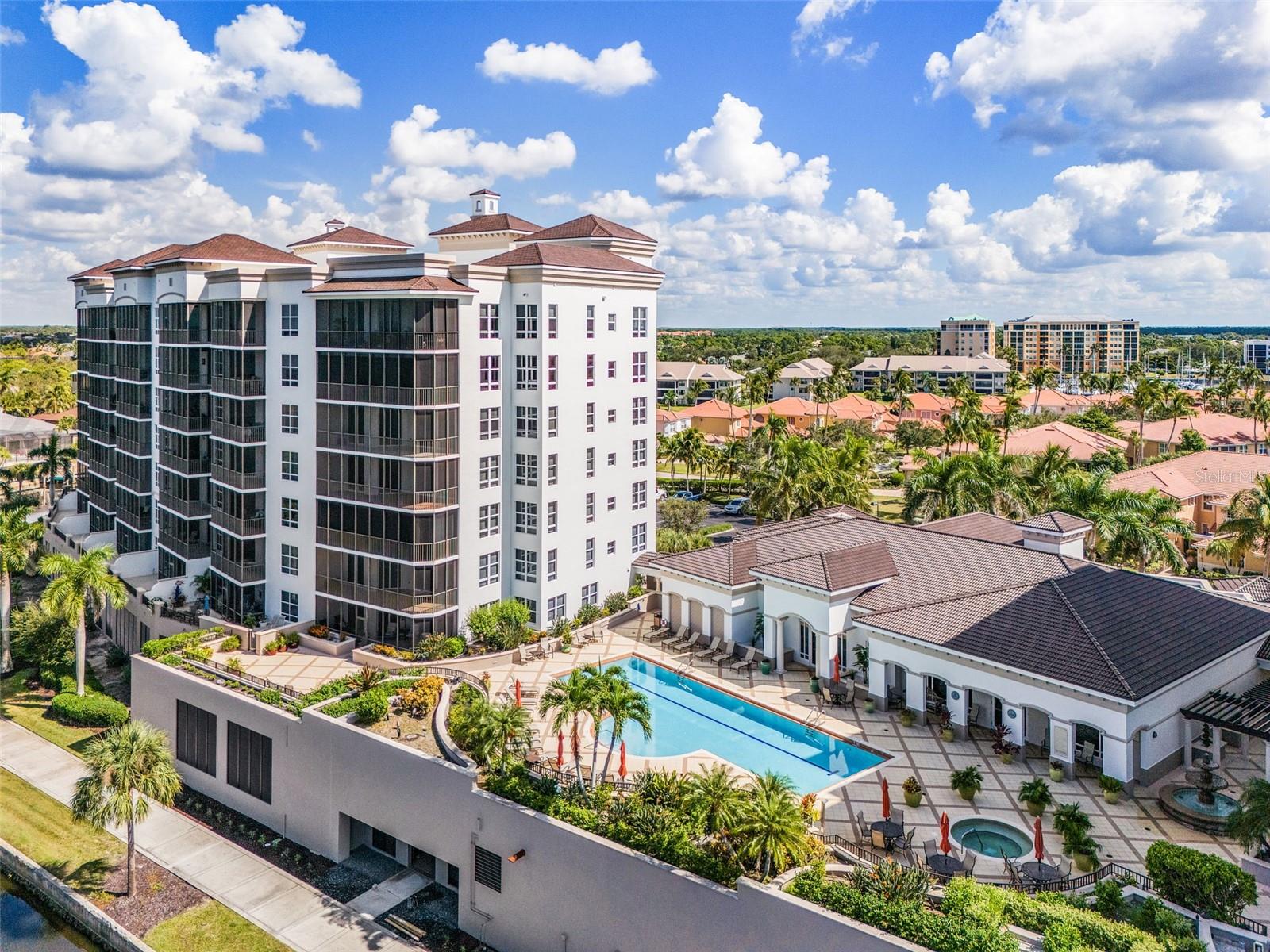 GRANDE IS TWRS 03 & 04 - Residential