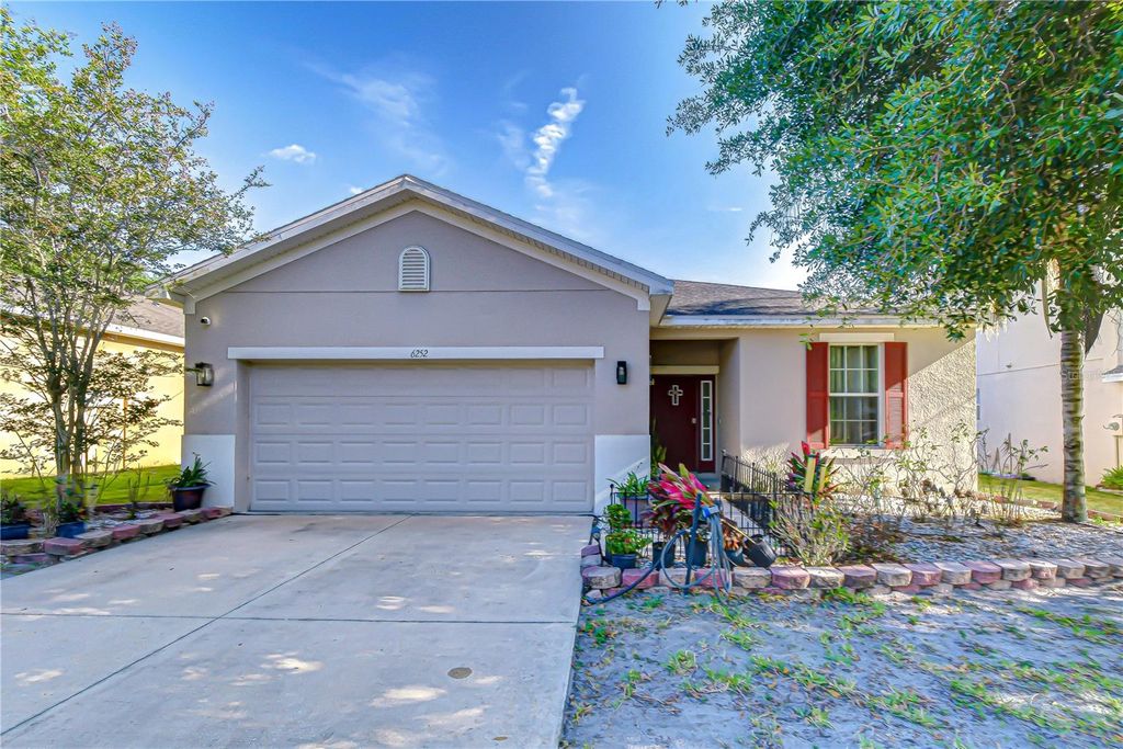 Photo of 6252 Twin Bridges Drive, Zephyrhills, FL 33541 (MLS # TB8507305)