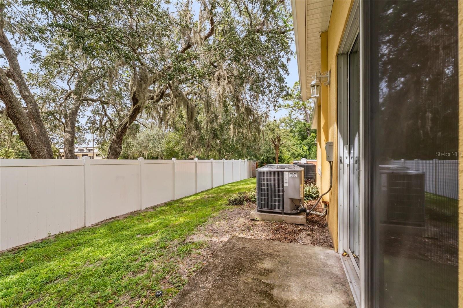 ROYAL VISTA - Residential Lease