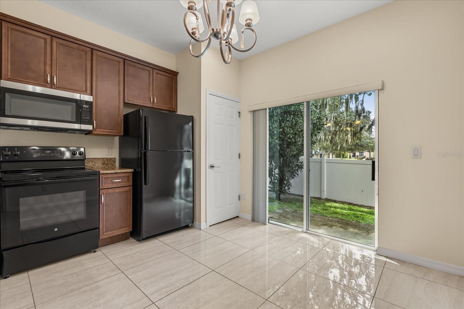 ROYAL VISTA - Residential Lease