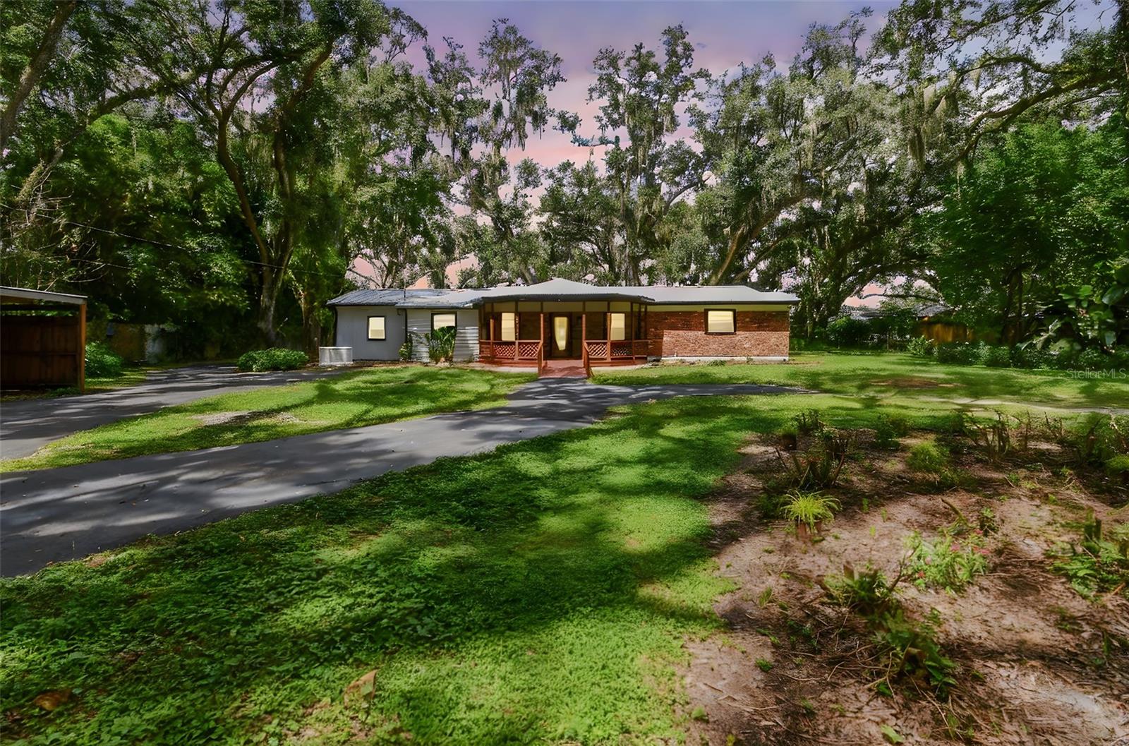 VALRICO - Welcome to this charming 3 bedroom, 2 bath ranch home set on nearly a full acre (.93 acres) of land. Recently updated, this turnkey home combines modern comforts with the peace and privacy of country living. Inside, you’ll find a spacious floor plan filled with natural light, fresh updates, and plenty of room for both relaxing and entertaining. Bonus room with private entrance can be used for an office, studio, or additional living space.
Tin Roof(2023),Plumbing(2023),New Private Well/Pump(2025),New Appliances(2025), New Luxury Vinyl Plank Flooring(2025), Generac Generator/Propane(2023)
Additional features include: Fenced yard, Large covered deck, Security Cameras, Backyard Barn 15x15 with workbench and tools, Front yard 'She Shed' 8x8 includes gardening tools, New Playground King Set
Enjoy the best of both worlds—quiet country charm just minutes from restaurants, shopping, and entertainment. With nearly an acre to spread out, there’s space for gardening, outdoor gatherings, or simply enjoying the open views. NO HOA and NO CDD!
Don’t miss the chance to own this move-in ready ranch with the perfect blend of comfort, convenience, and countryside living!
