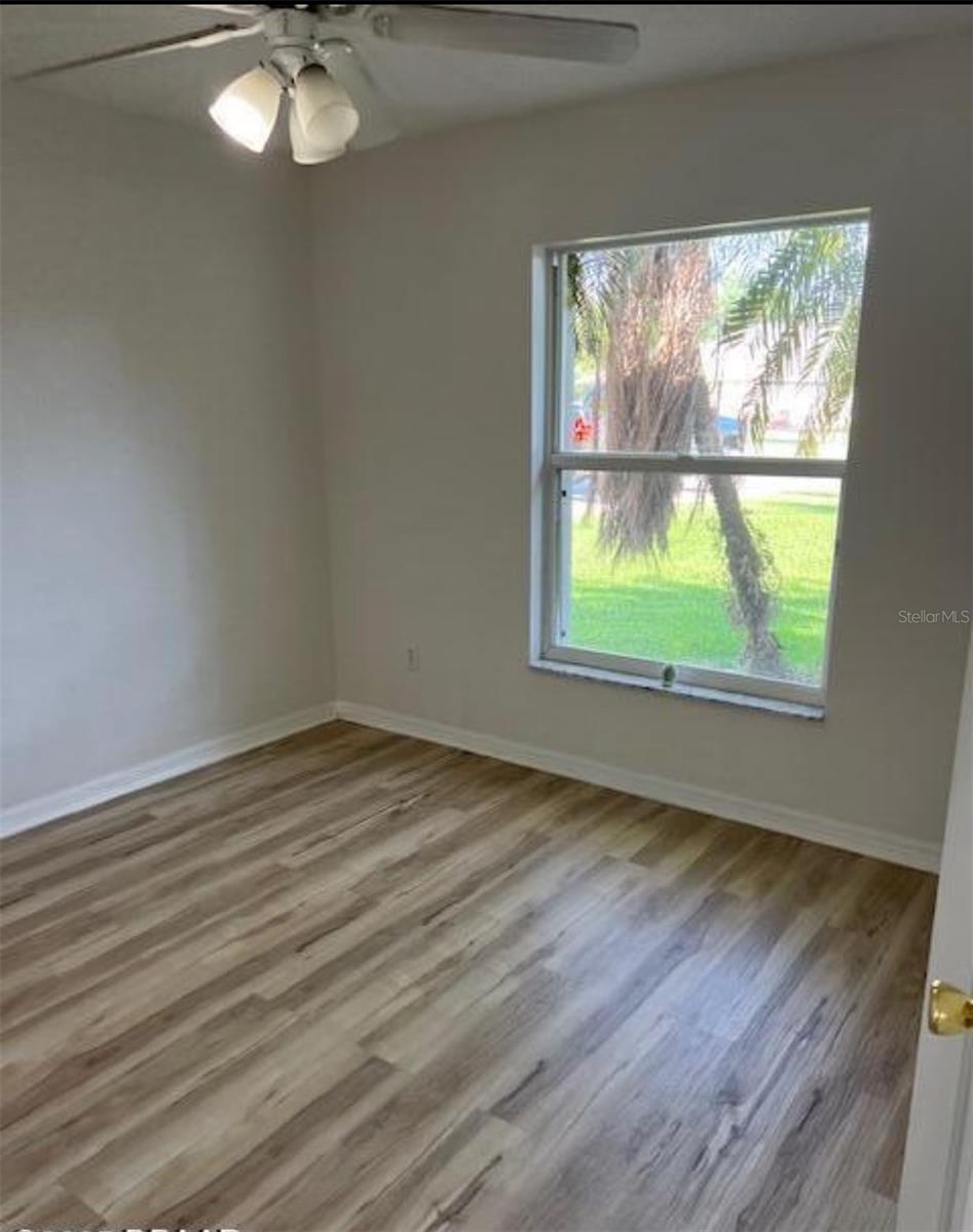 1693 ARASH CIRCLE