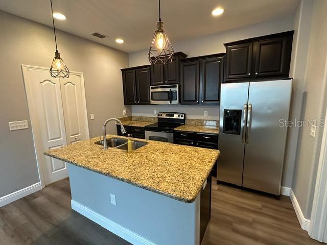 SIGNATURE LAKES PH 02 A B H I J - Residential Lease