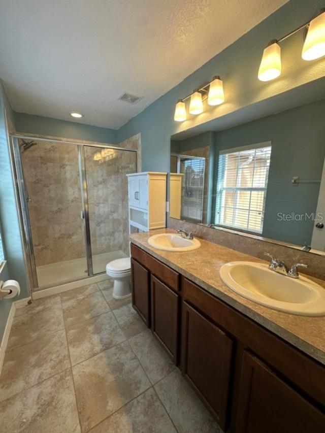 SIGNATURE LAKES PH 02 A B H I J - Residential Lease