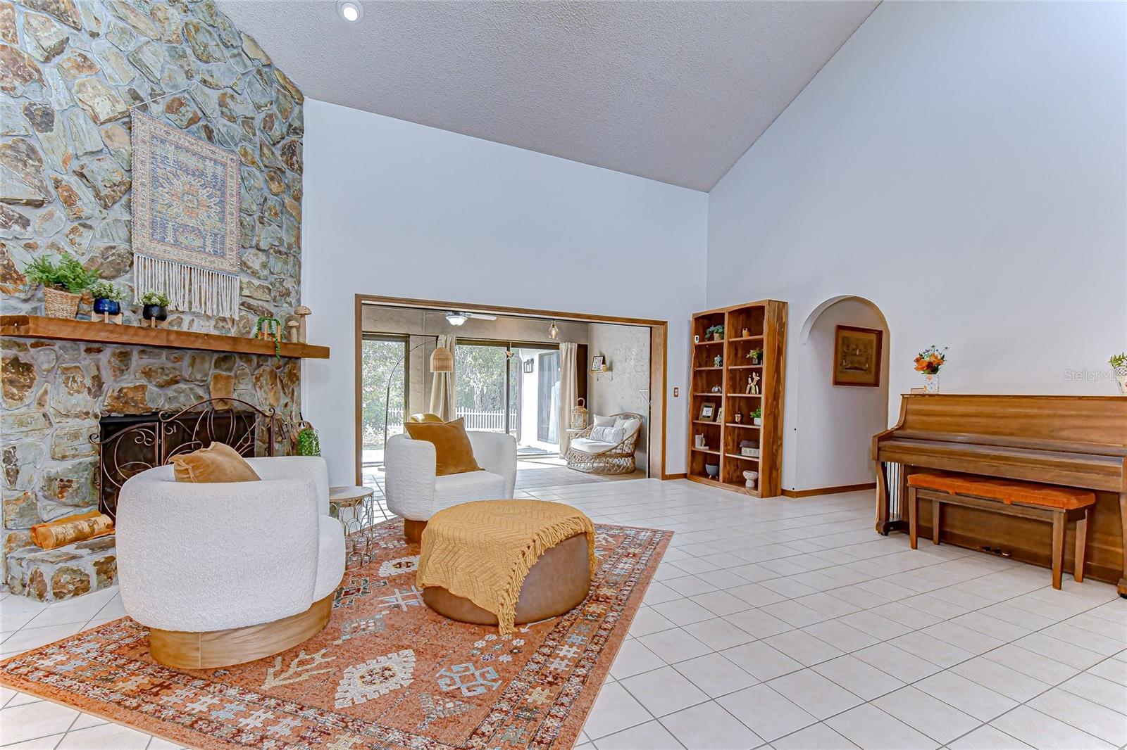 HICKORY RIDGE - Residential