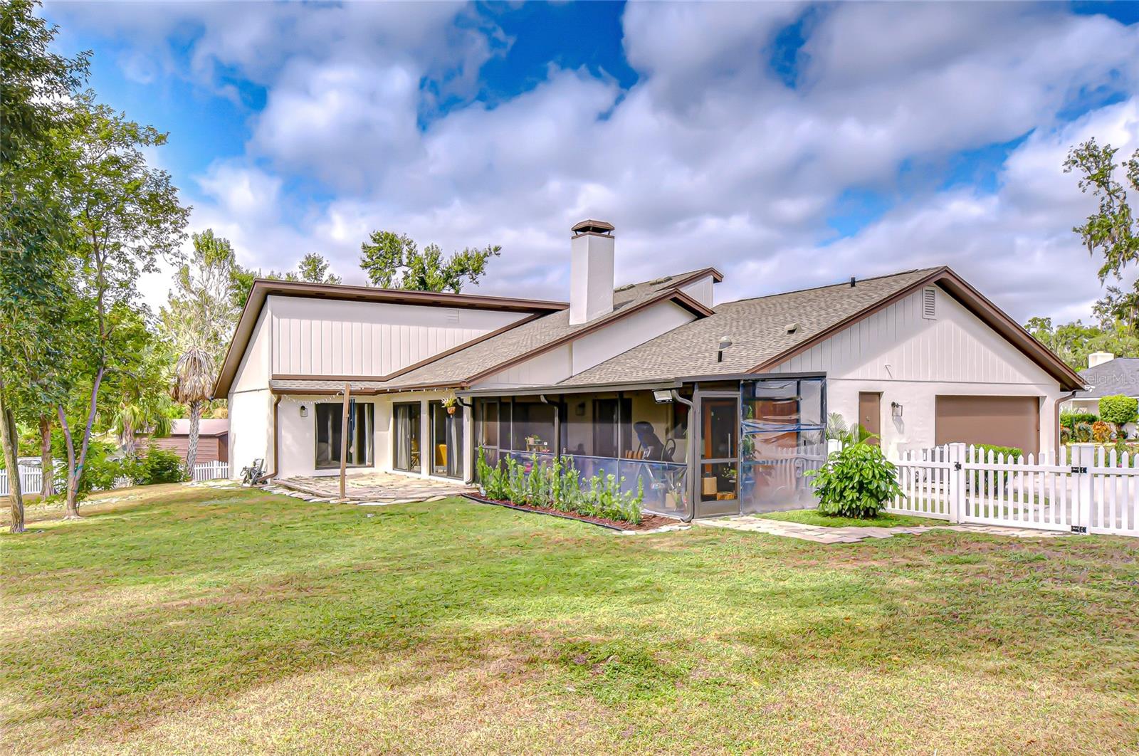 HICKORY RIDGE - Residential