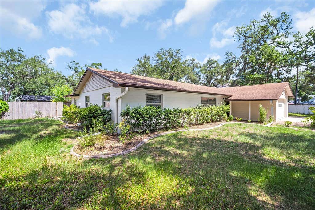 Photo of 6820 South Shamrock Road, Tampa, FL 33616 (MLS # TB8506645)
