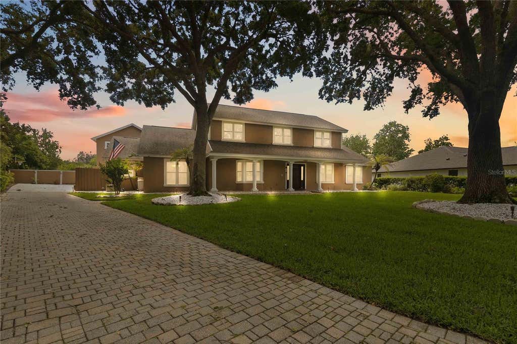 Photo of 5333 Greenside Court, Orlando, FL 32819 (MLS # A4699411)