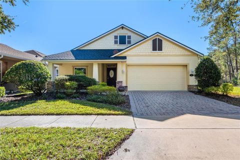 A home in DELAND