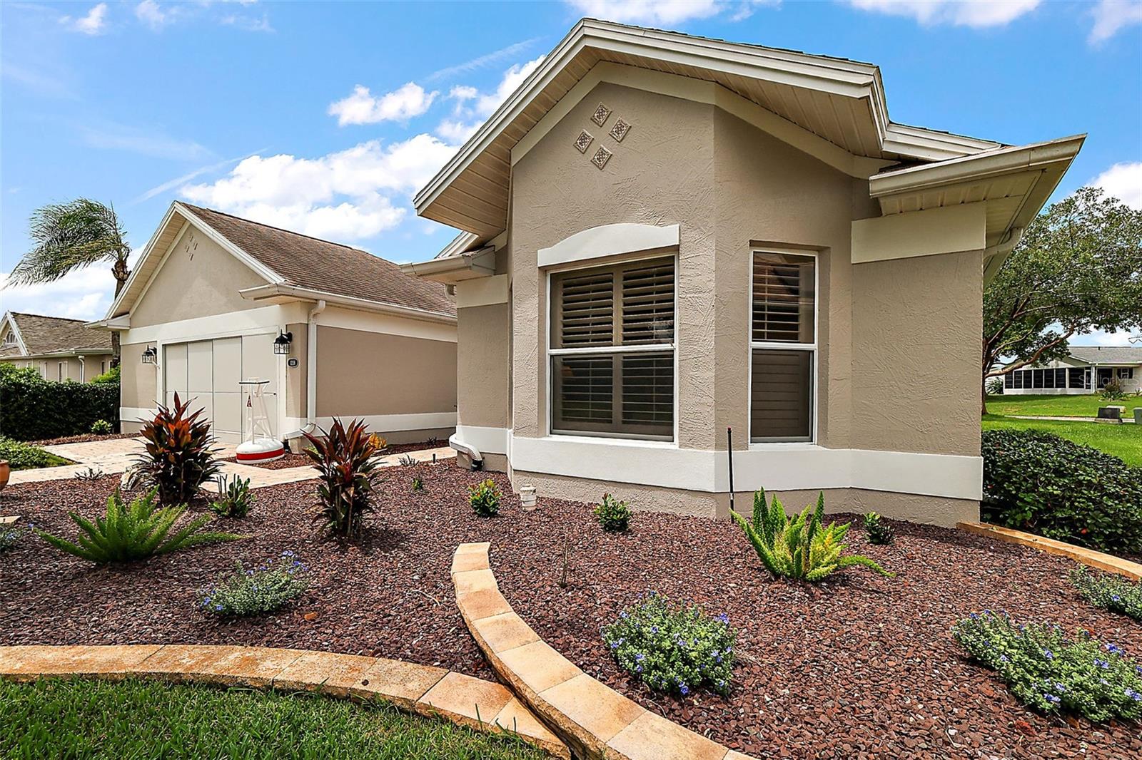 1218 CAMERO DRIVE