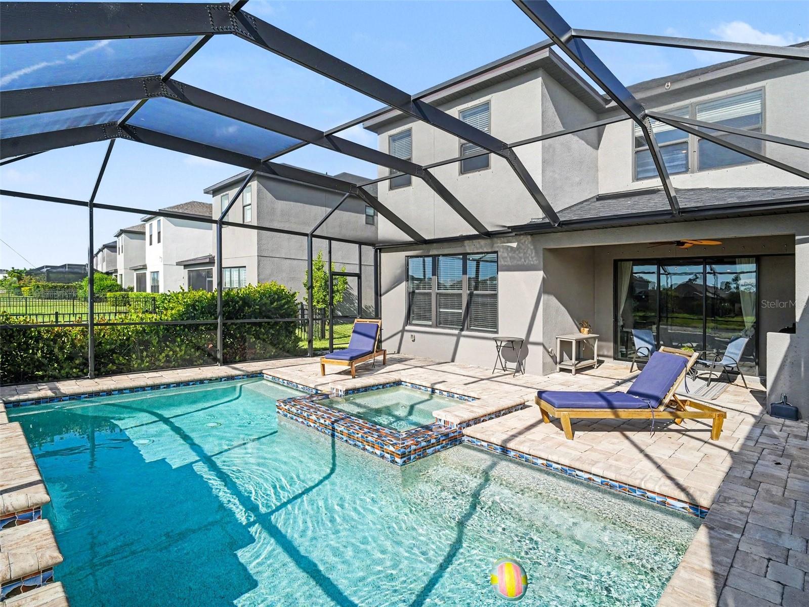 5461 SUMMIT GLEN