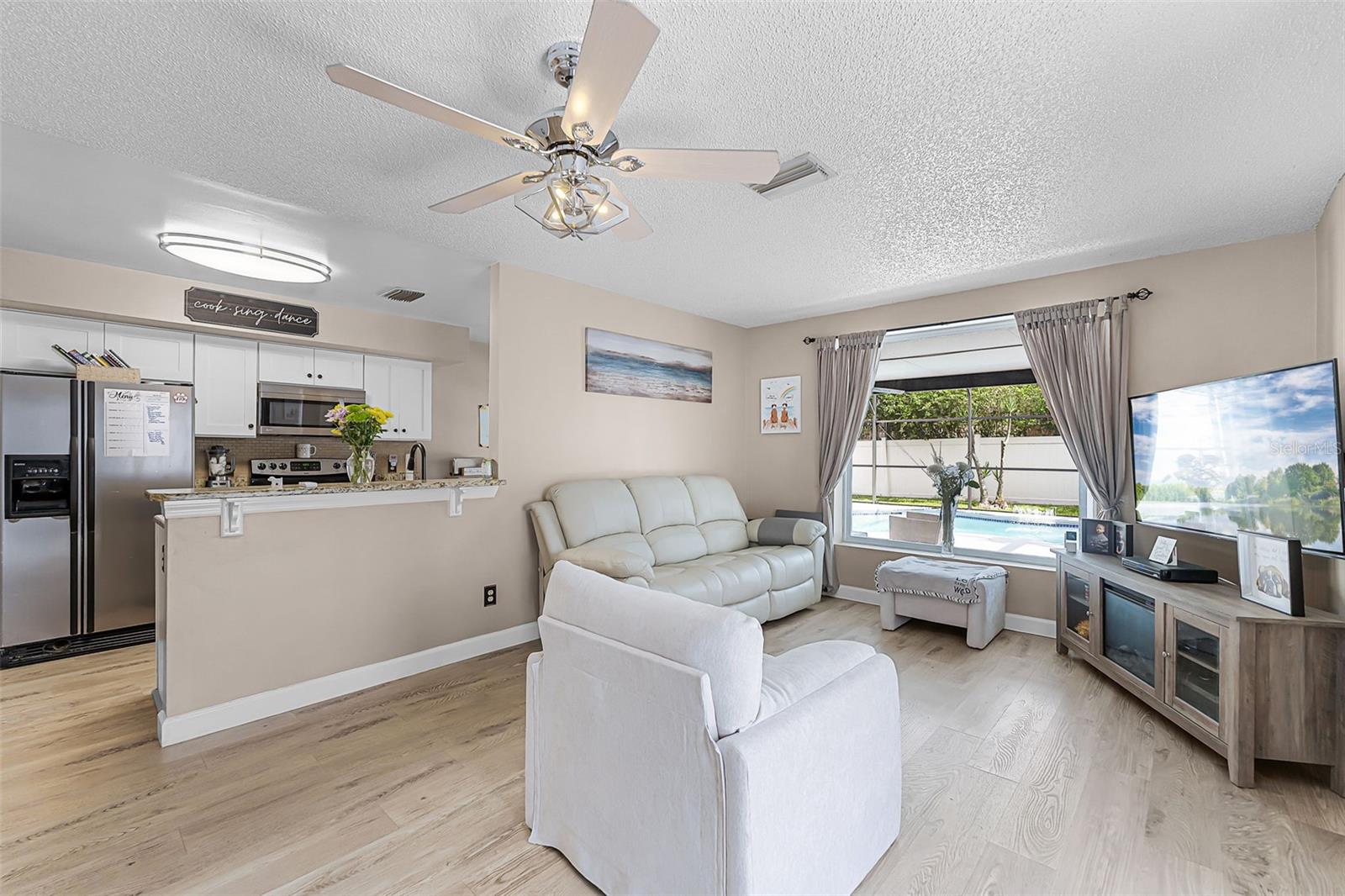 GREENWOOD LAKES UNIT D-3B 1ST ADD - Residential