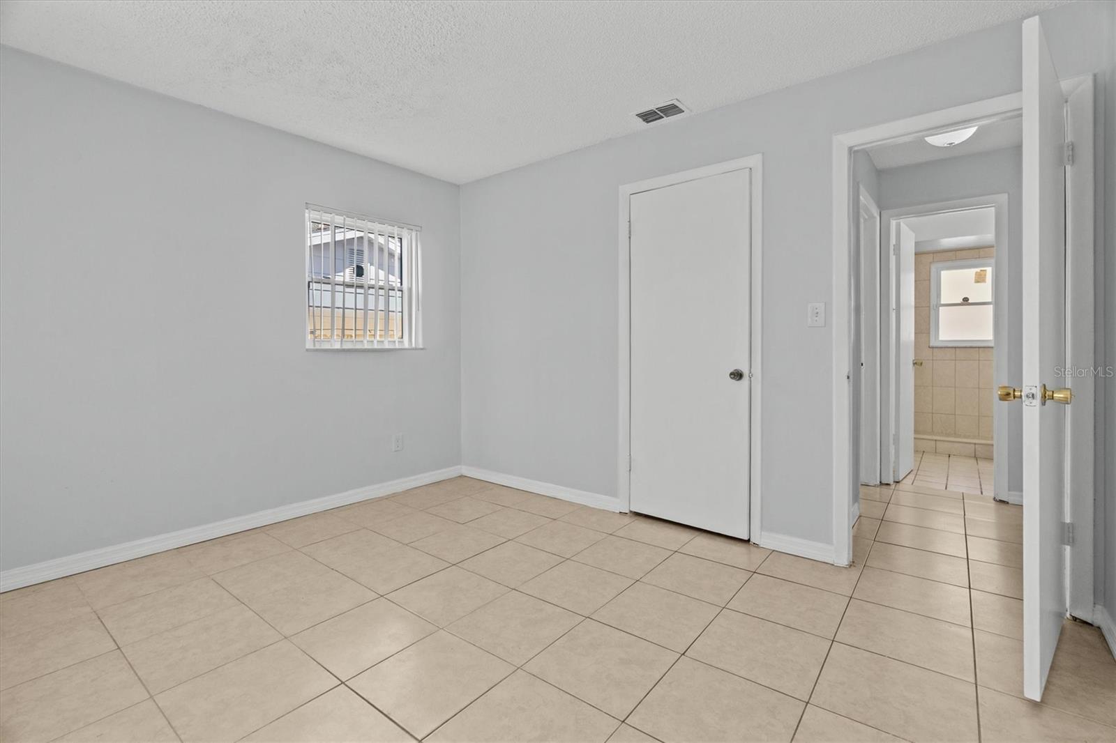 LAKE JEWELL HEIGHTS - Residential