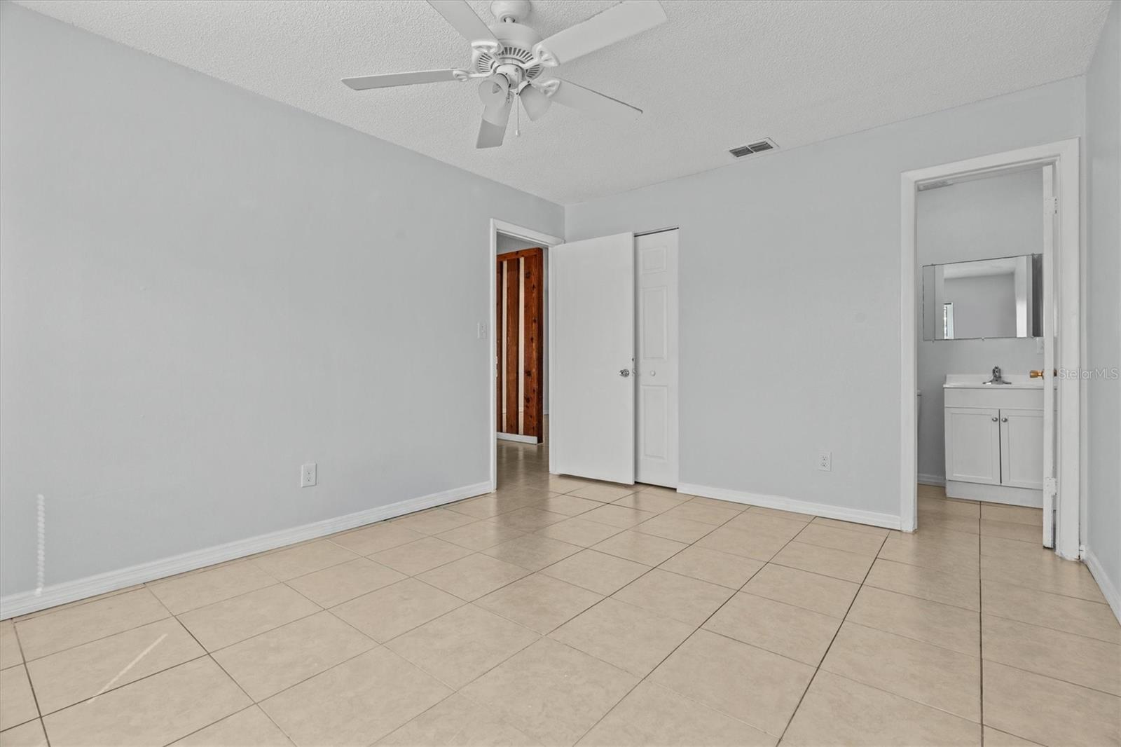 LAKE JEWELL HEIGHTS - Residential