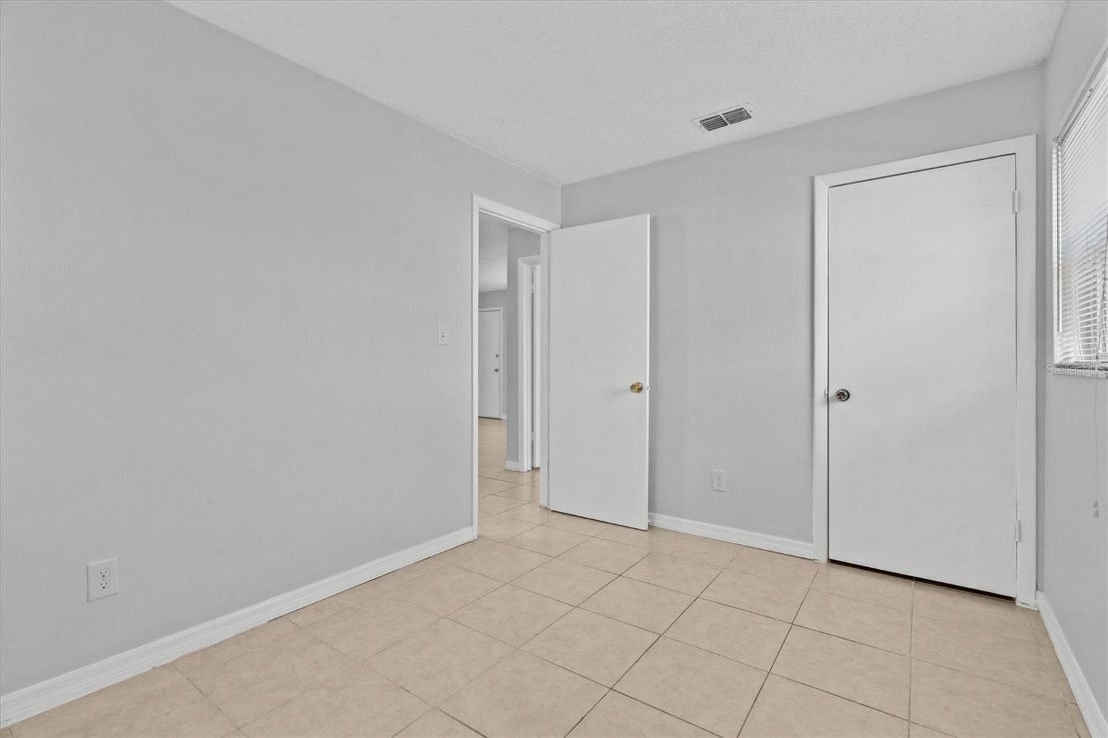 LAKE JEWELL HEIGHTS - Residential