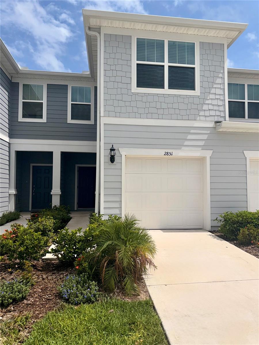 2851 STUNNING AVENUE