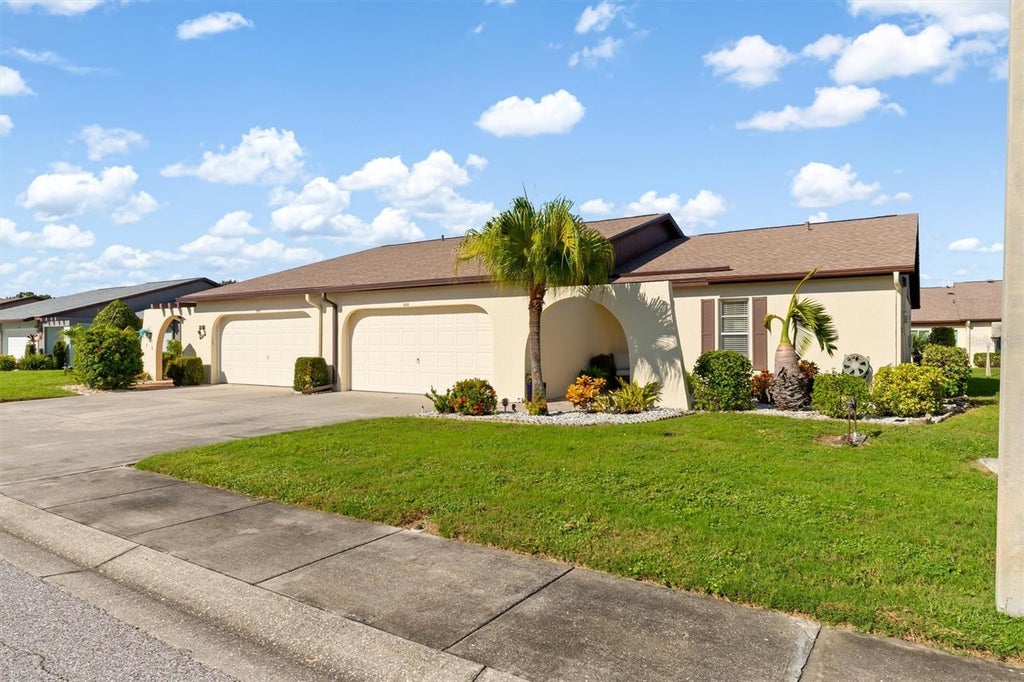 Photo of 609 Bramblewood Lane #181, Englewood, FL 34223 (MLS # D6148891)