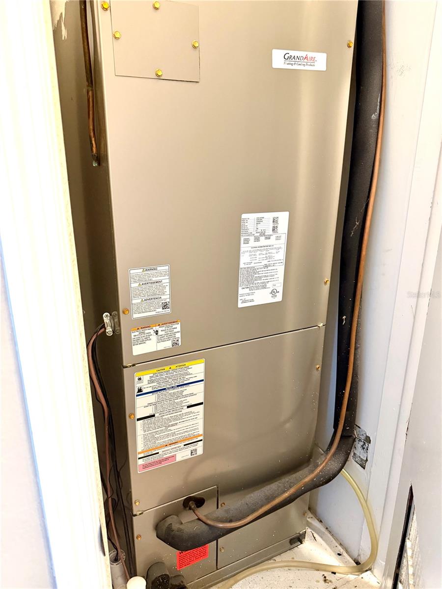 MELROSE MANOR UN 3 - Residential