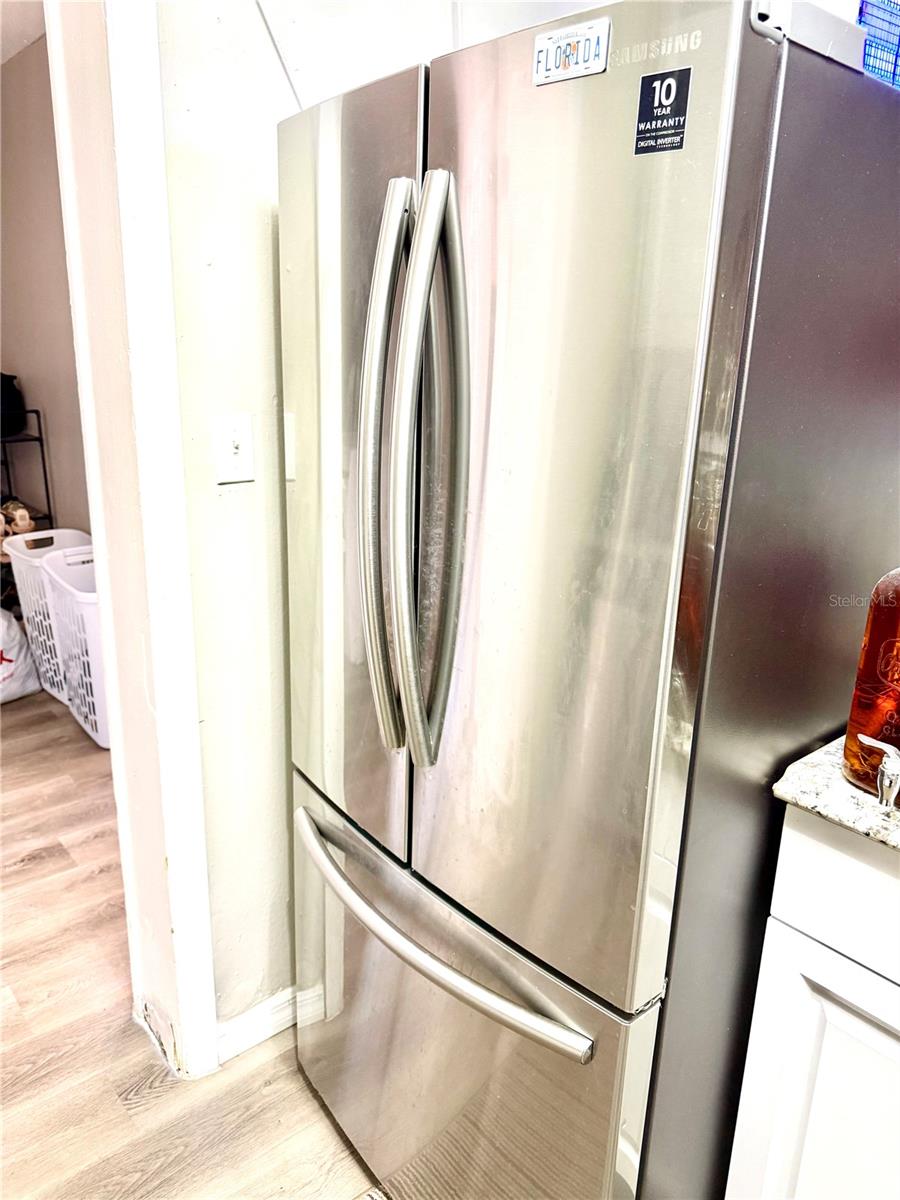 MELROSE MANOR UN 3 - Residential