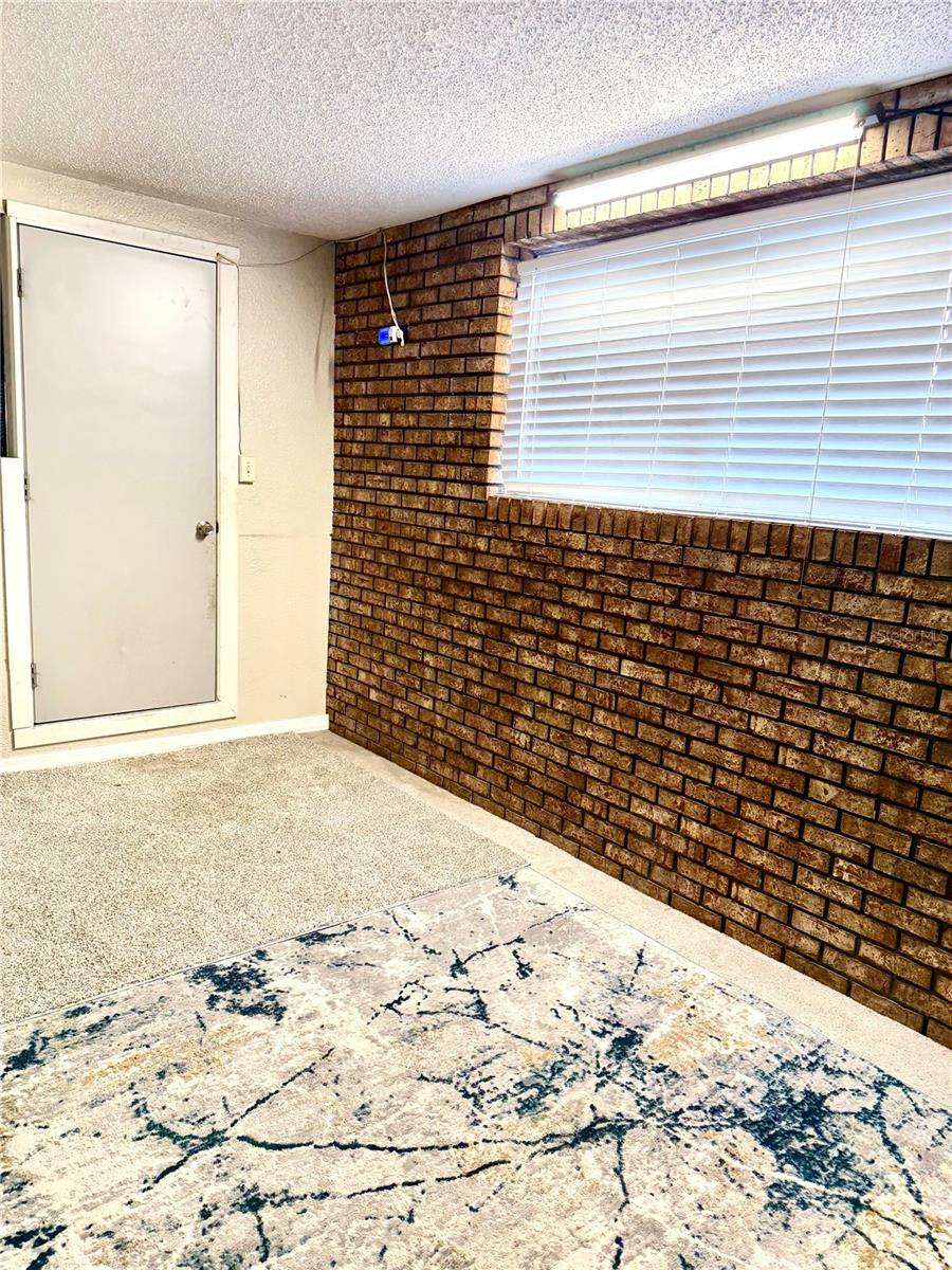 MELROSE MANOR UN 3 - Residential