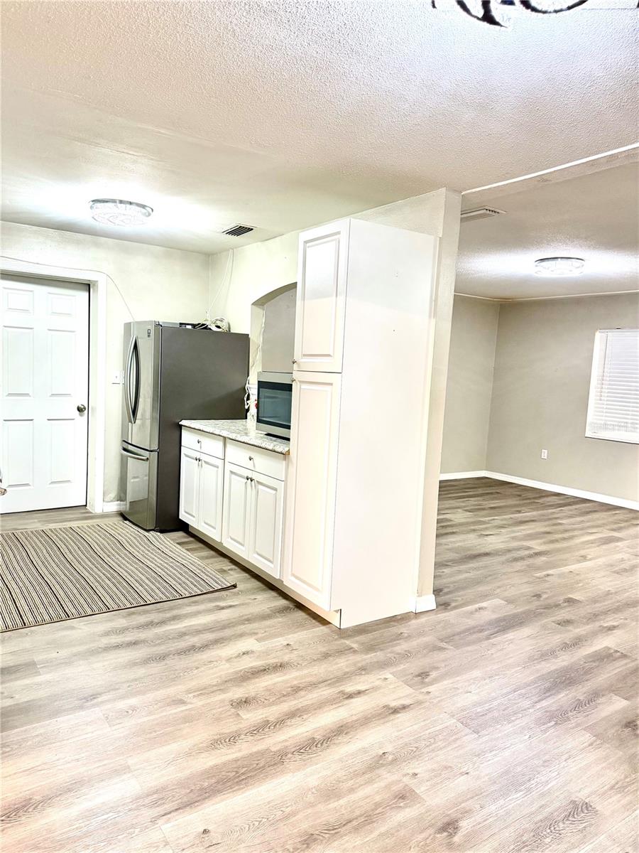 MELROSE MANOR UN 3 - Residential