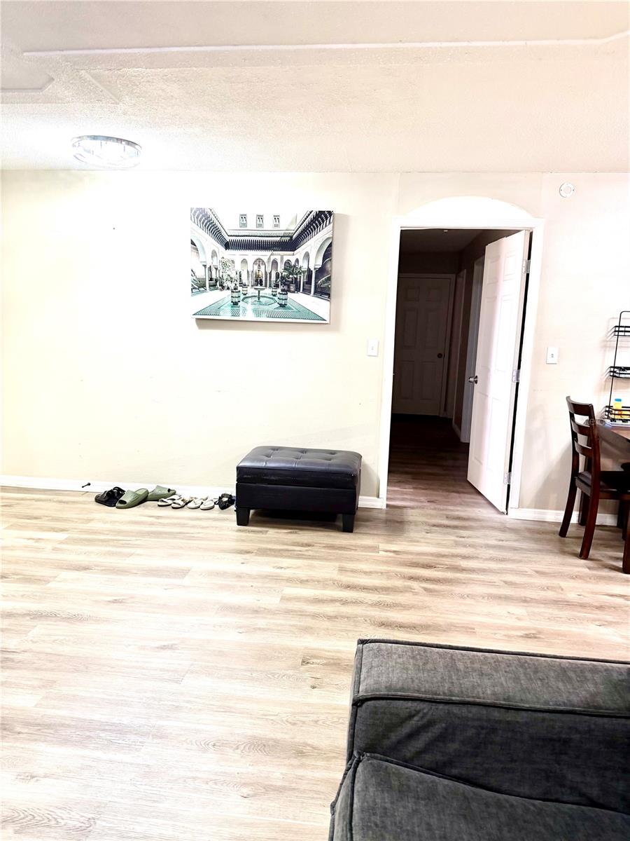 MELROSE MANOR UN 3 - Residential