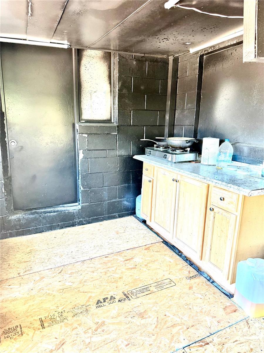 MELROSE MANOR UN 3 - Residential