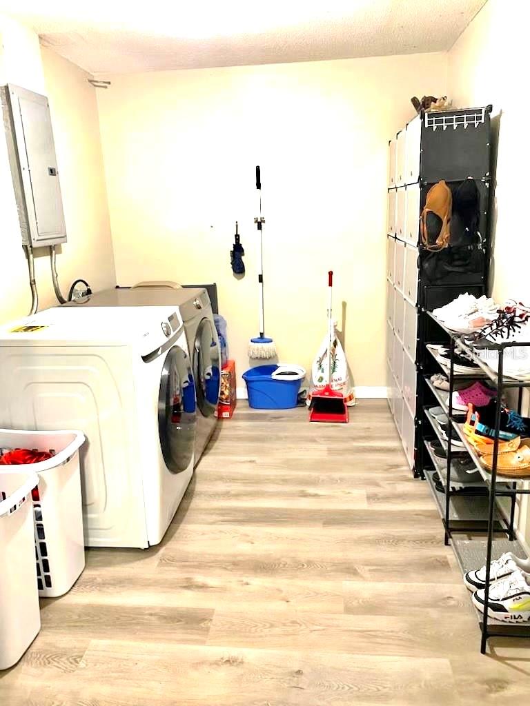 MELROSE MANOR UN 3 - Residential