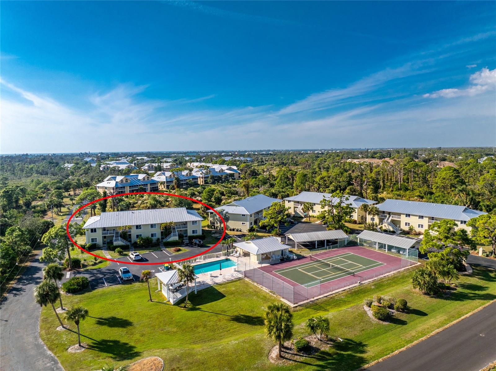 GOLDEN TEE PH 01 BLDG 14 - Residential