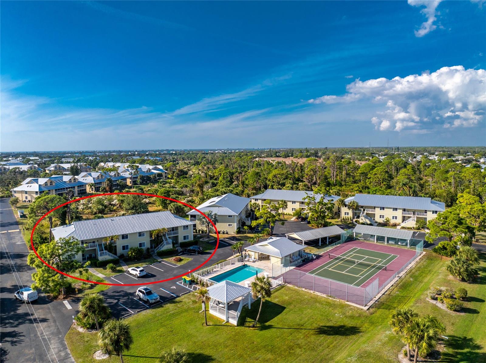 GOLDEN TEE PH 01 BLDG 14 - Residential