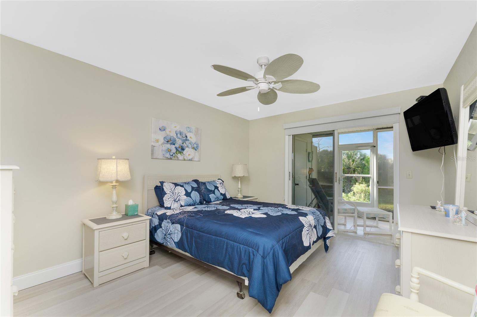 GOLDEN TEE PH 01 BLDG 14 - Residential