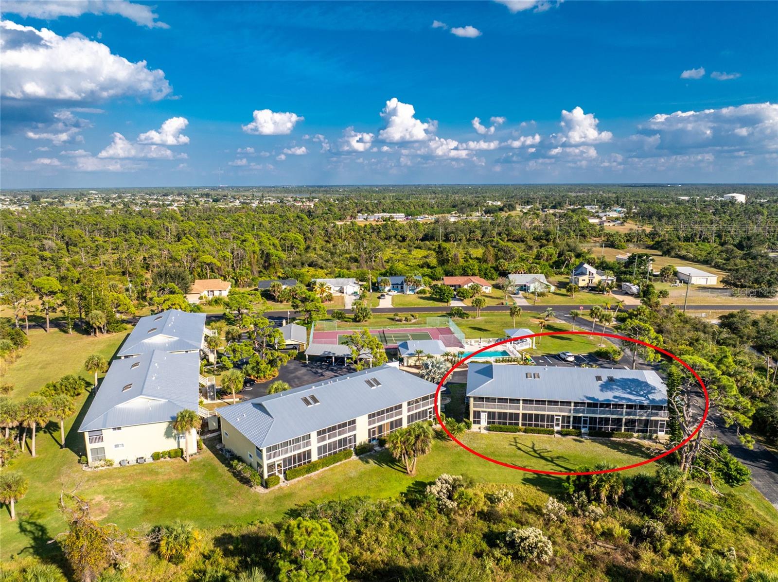 GOLDEN TEE PH 01 BLDG 14 - Residential