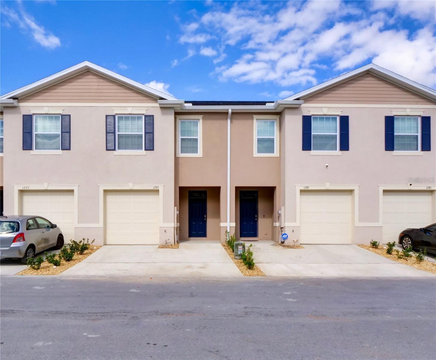 ATRIA/RIDGEWOOD LAKES - Residential