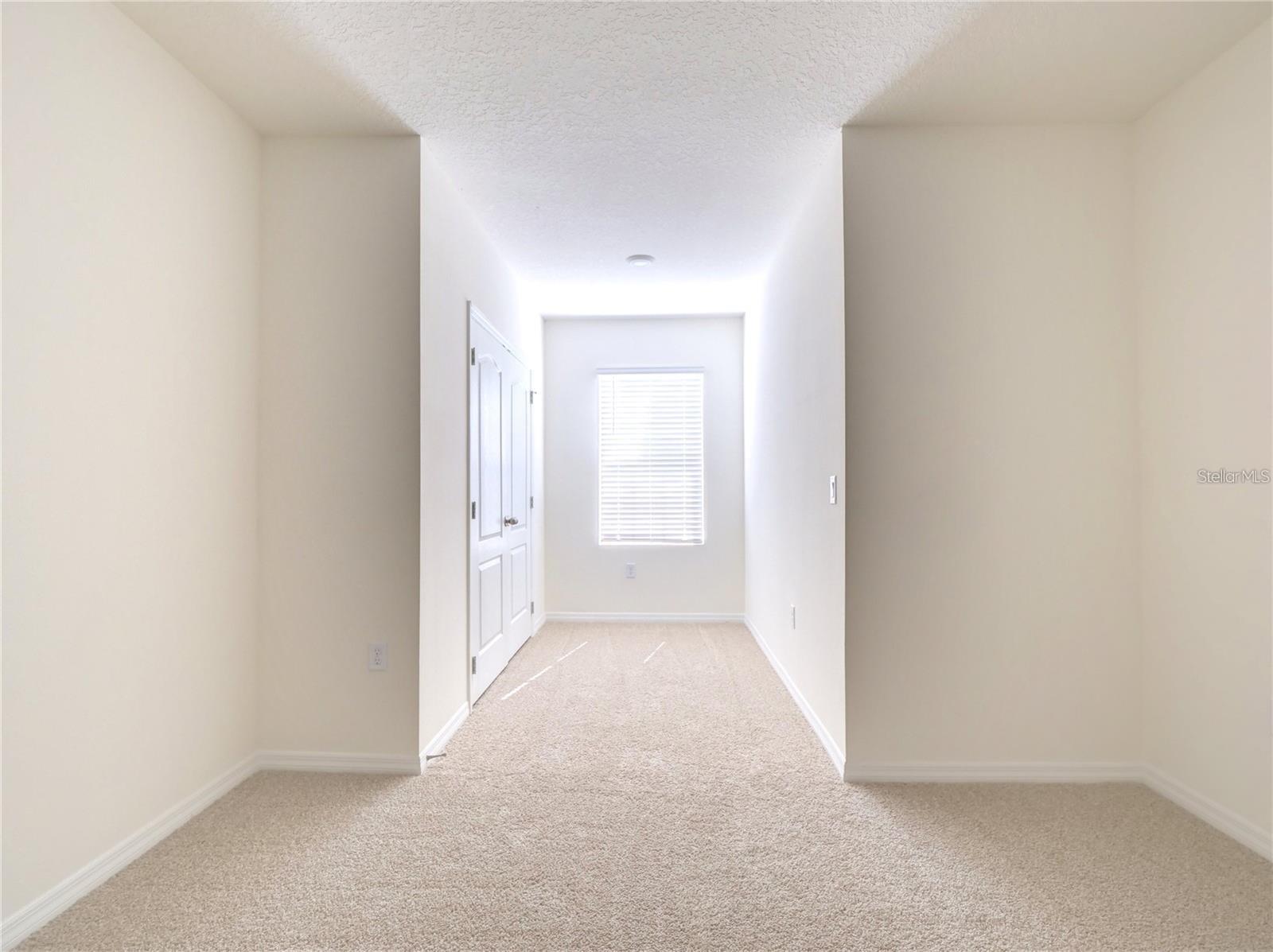 ATRIA/RIDGEWOOD LAKES - Residential