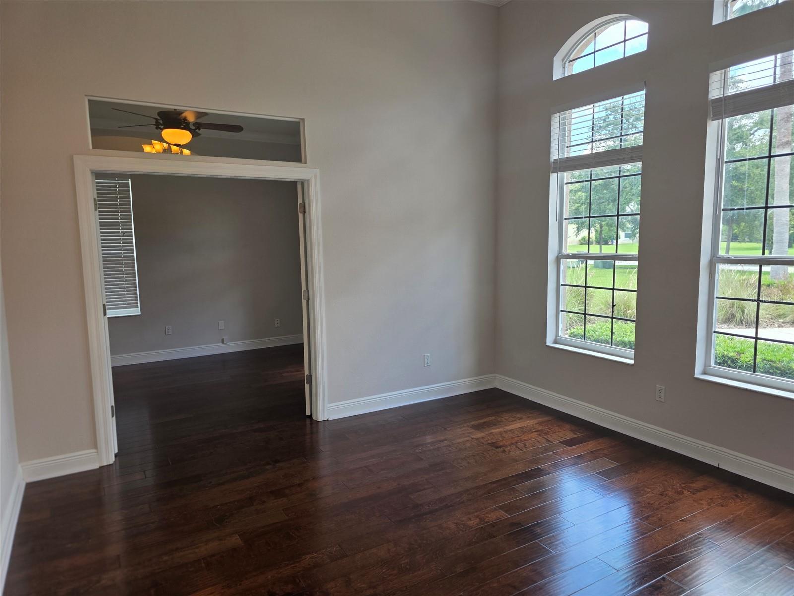 SANCTUARY ON LIVINGSTON - Residential